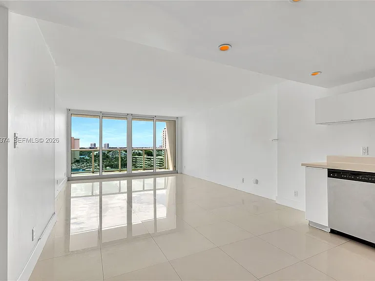 100 Bayview Dr #1002 — Photo 15