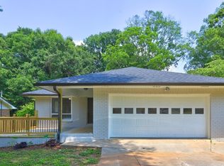 215 Hubbard St, Monroe, GA 30655