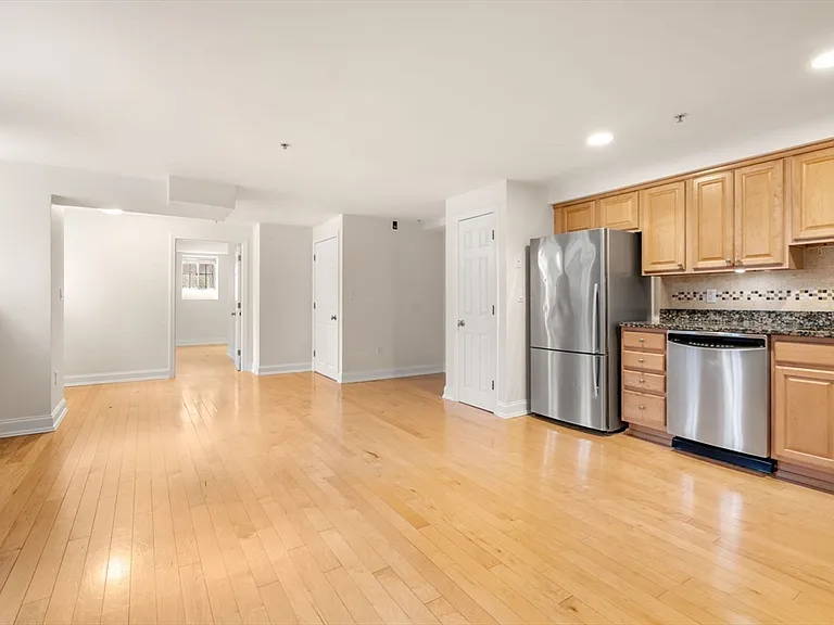 20 Chapel St #309B — Photo 9