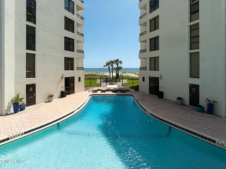 2100 Ocean Dr #Penthouse 2 — Photo 34