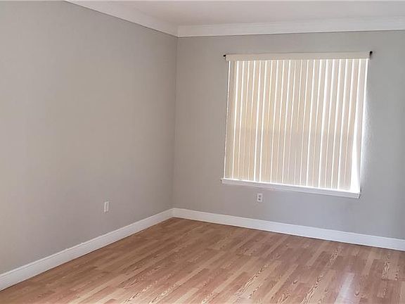 3rd image of 2921 Bonita Cir