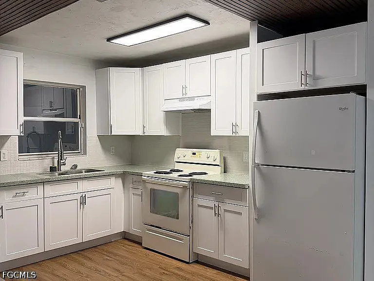 7310 Coon Rd — Photo 2