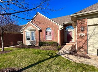 380 Woodhaven Dr, Walled Lake, MI 48390