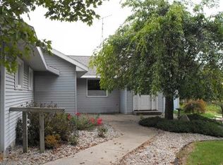 4142 Gedney Rd, Gladwin, MI 48624