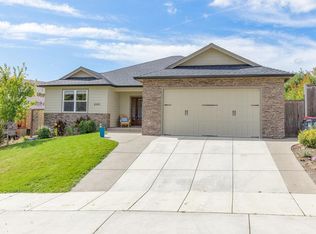 4561 Deer Ridge Dr, Medford, OR 97504
