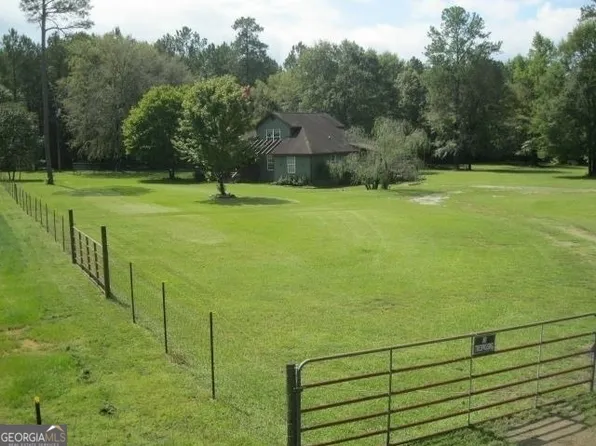 300 Rock Creek Rd, Flovilla, GA 30216