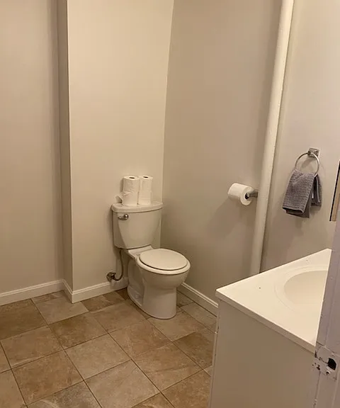 220 Hanover St #7 — Photo 26