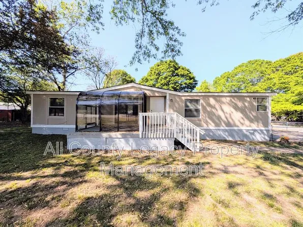 831 Bankhead Hwy, Winder, GA 30680