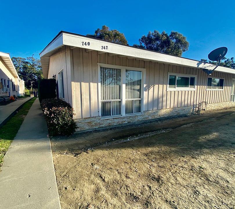 1st image of 740 Sidonia Ave