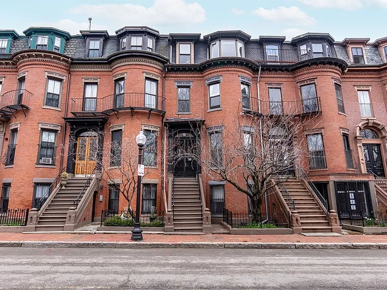 209 W Newton St #3 — Photo 25