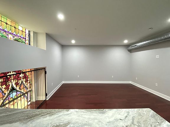 4th image of 929 Marlborough St #17A