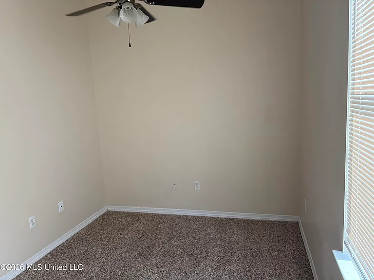 114 Earle Taylor Ln — Photo 11