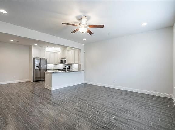 4th image of 6286 Davison Way
