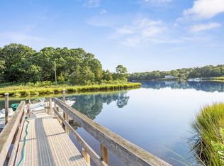 8 Helens Ln, Southampton, NY 11968