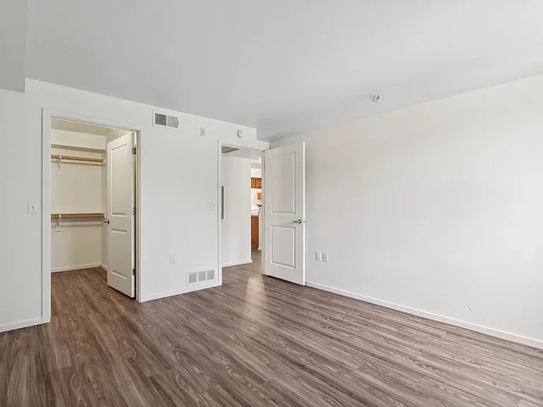 Lofts@ 10 — Photo 33