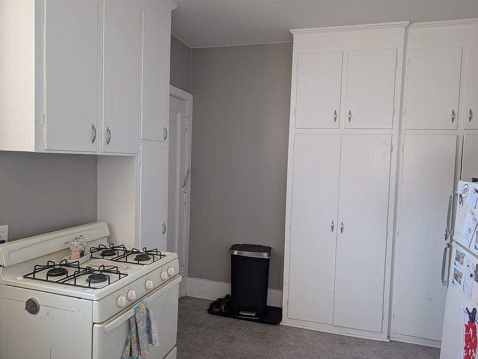 Lots of kitchen cabinets and extra storage