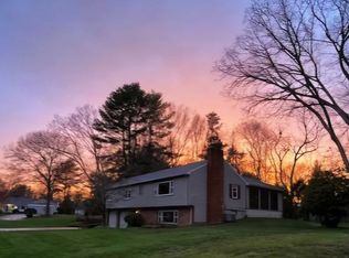 89 Jackson Dr, Raynham, MA 02767