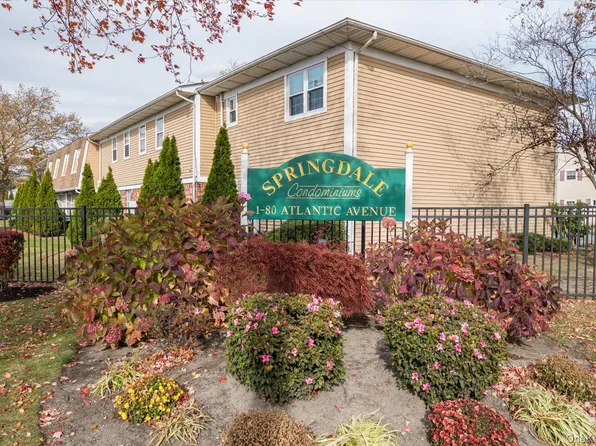 1 Atlantic Avenue #28, Farmingdale, NY 11735