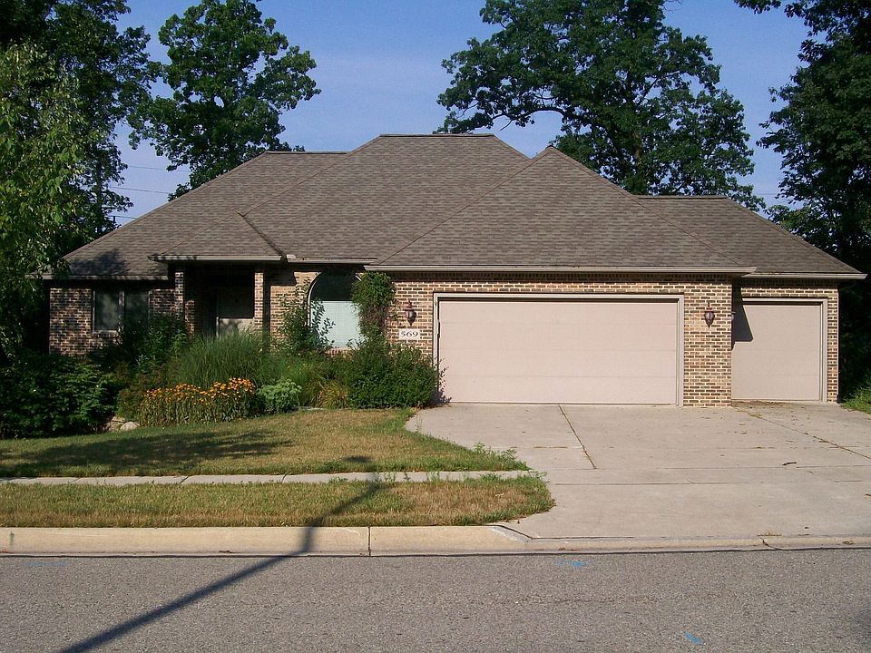 1st image of 569 Woodland Dr W