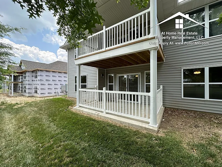 2620 N Bluff St #102 — Photo 27