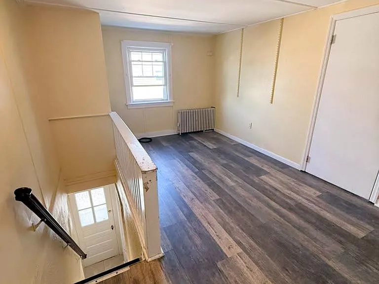 8 Herman Ave — Photo 12