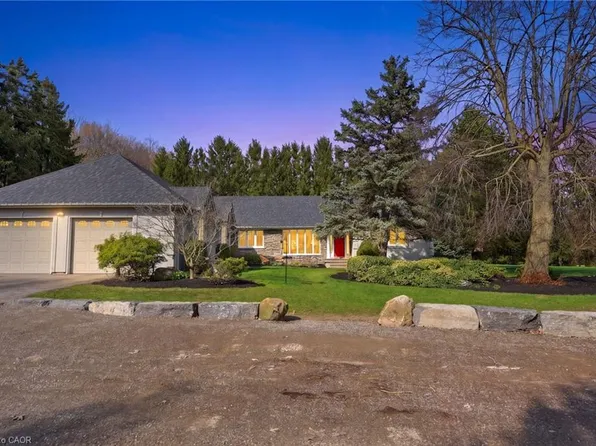 19 Concession 5 E, Flamborough, ON L8B 1K4