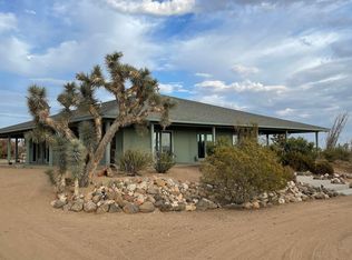 4312 E Cactus Wren Dr, Yucca, AZ 86438