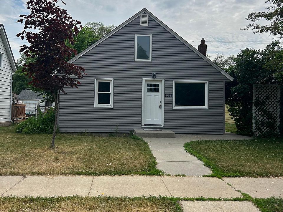 1st image of 1016 11th Ave S