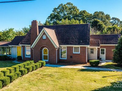 815 6th Ave SW, Hickory, NC, 28602