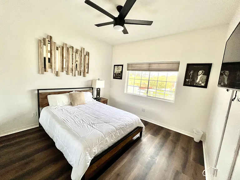 Upstairs bedroom