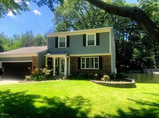 5113 Andover Ct SW, Wyoming, MI 49509