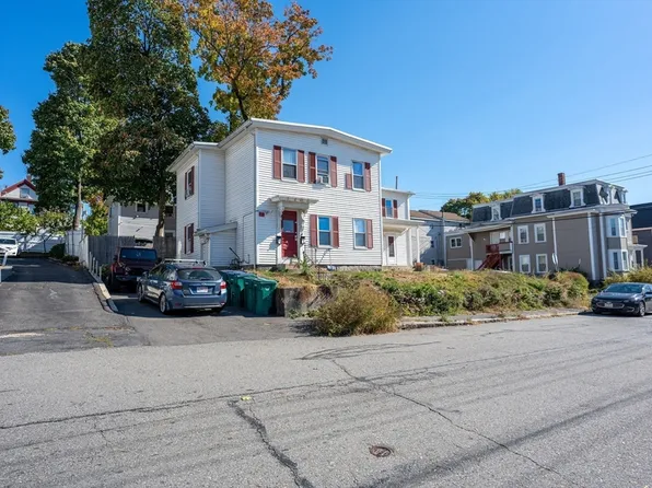 76 Myrtle Ave, Fitchburg, MA 01420