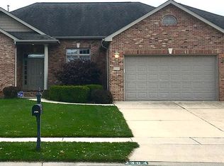 2304 Tara Ln, Springfield, IL 62704