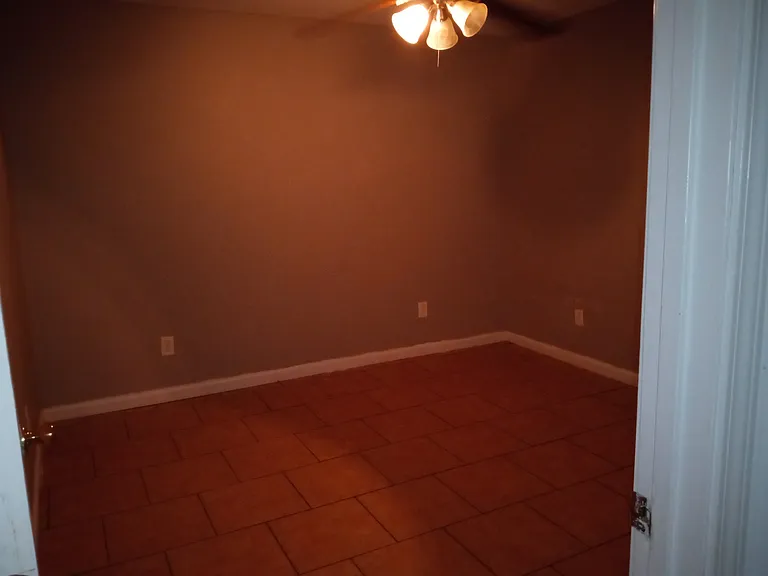 4644 Bonita Dr — Photo 17