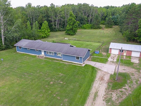 4th image of 3664 N Geneva Rd