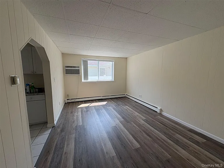 64 Sherman Ave — Photo 10