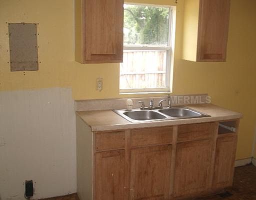 4th image of 6636 Berg Dr