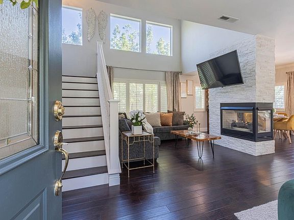 5th image of 25215 Azalea Ct