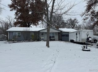 9 Christine Dr, O'Fallon, MO 63366