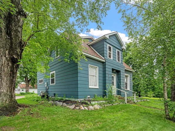 455 Bluff St NE, Hutchinson, MN 55350