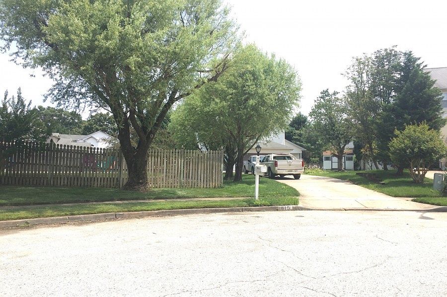 2nd image of 815 Fordham Pl