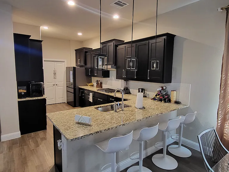 3620 Hidden Hollow Dr — Photo 10