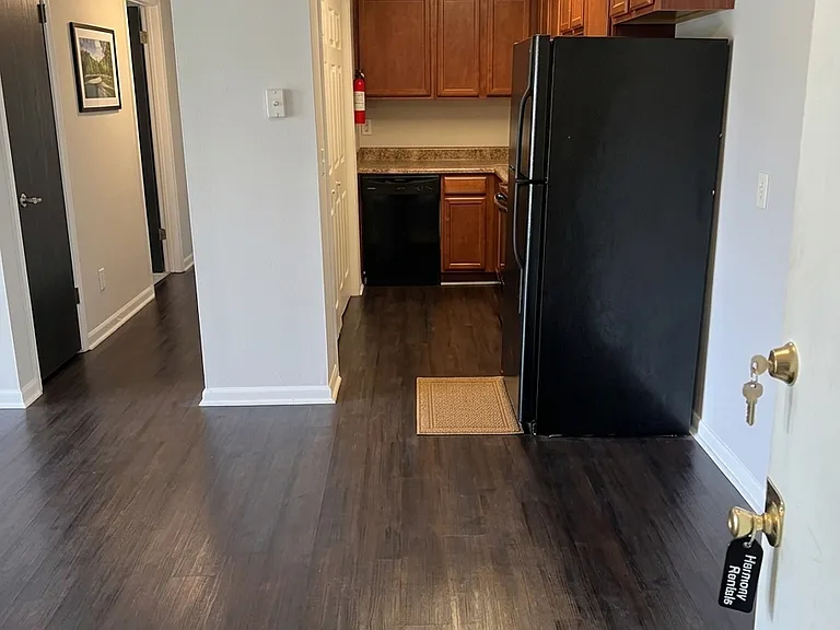 2815 N Ohenry Blvd #A — Photo 4