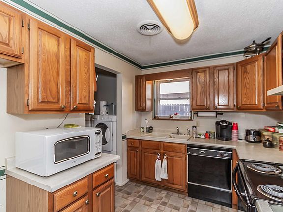 4th image of 3725 Harmony St