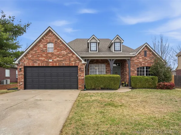 804 E Seattle St, Broken Arrow, OK 74012
