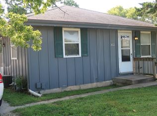 4309 NE Winn Rd, Kansas City, MO 64117