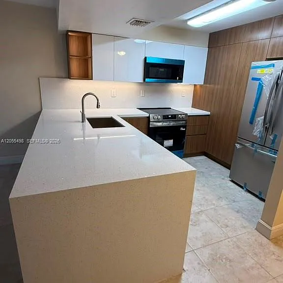 5000 NW 79th Ave #113 — Photo 6