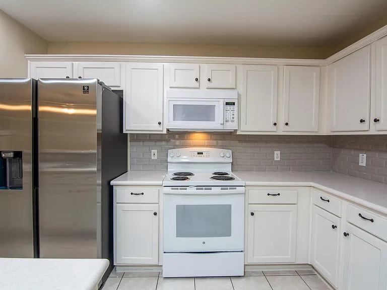 127 N Villa Oaks Dr — Photo 19
