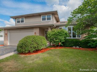 2114 W Cimarron Way, Addison, IL 60101