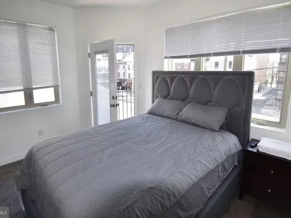 117 W Girard Ave, Philadelphia, PA